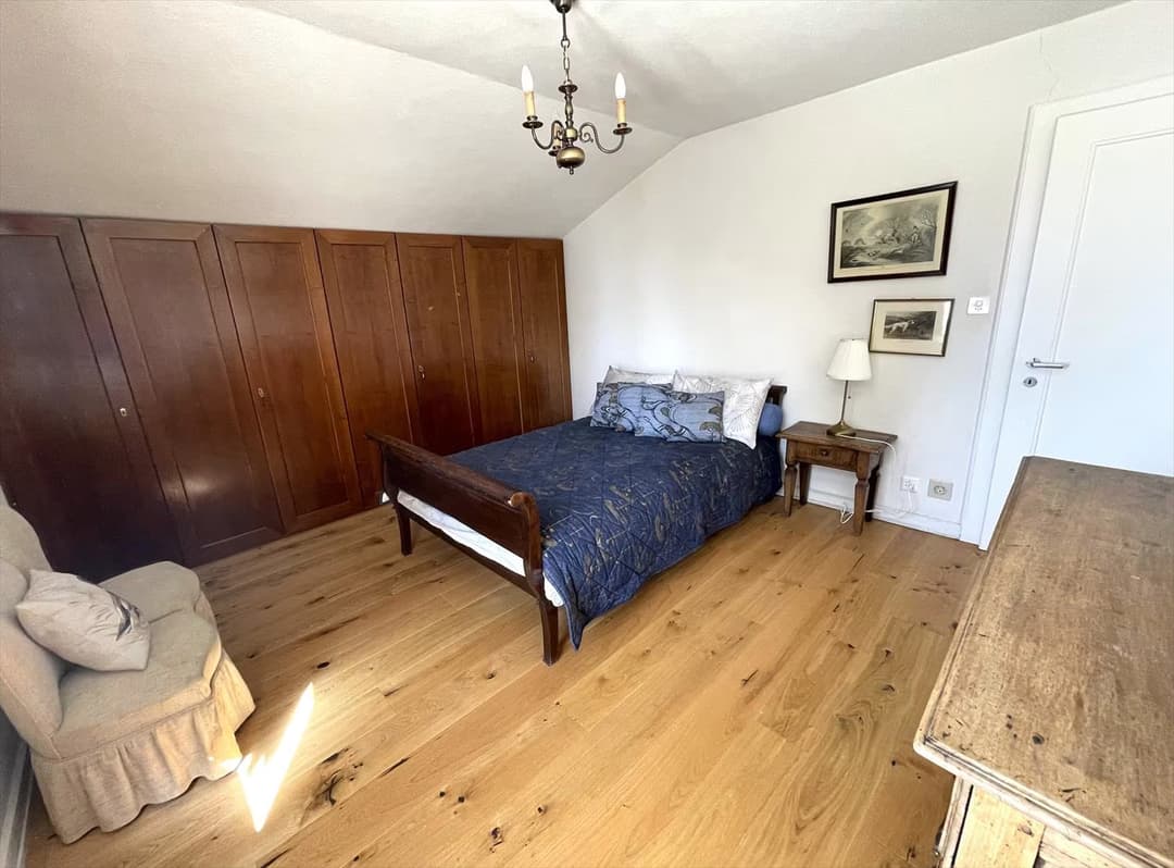 853 – Appartement – 5.5pièces  – 10000CHF