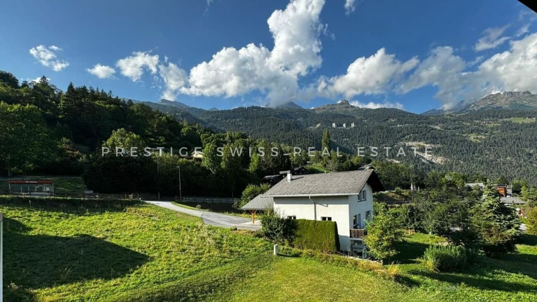 1152 – Maison 7 pièces – 960000 CHF – 216 m²