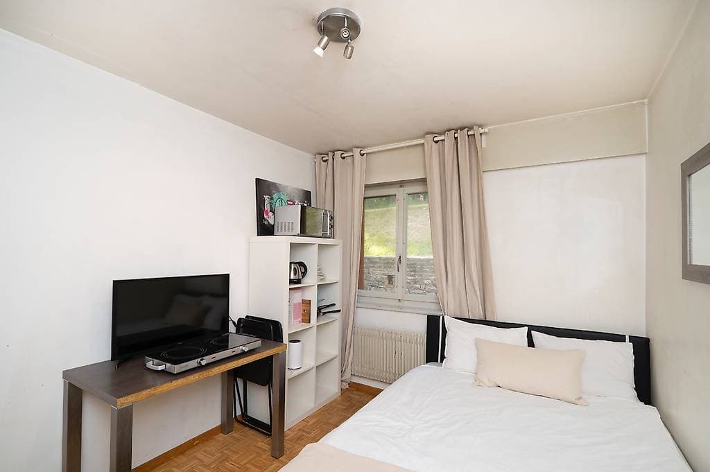890 – Appartement -1pièce – 950CHF – 11 m²