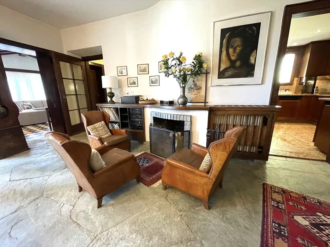 853 – Appartement – 5.5pièces  – 10000CHF