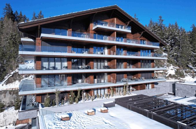 1098 – Appartement 4 pièces – 268.50 m²