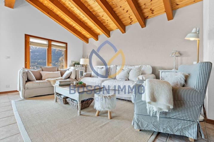 119 – Maison  3.5 pièces –  990000CHF – 100m²