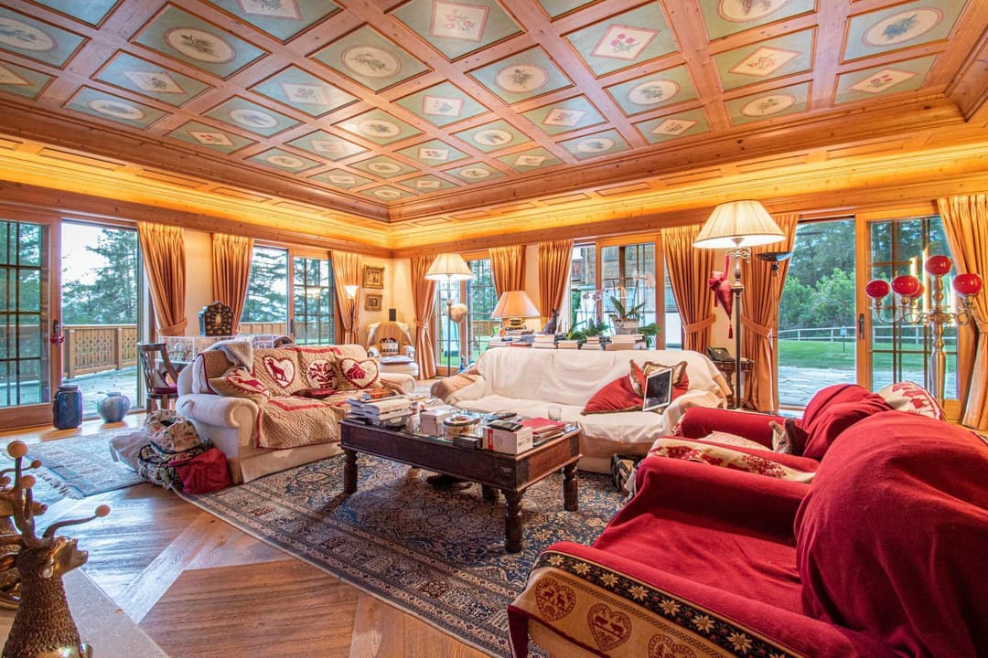 1103 – Maison 15 pièces – 2107 m²