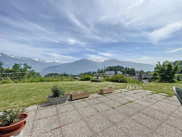 1114 – Appartement 6 pièces – 1950000 CHF –