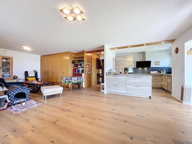 1114 – Appartement 6 pièces – 1950000 CHF –