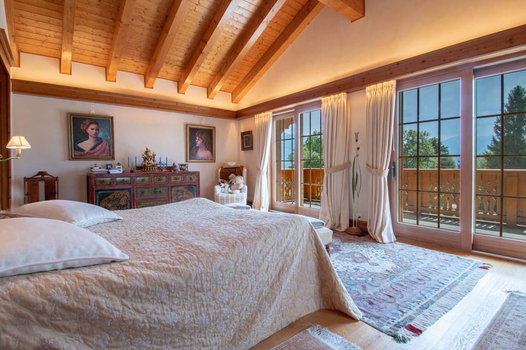 1103 – Maison 15 pièces – 2107 m²