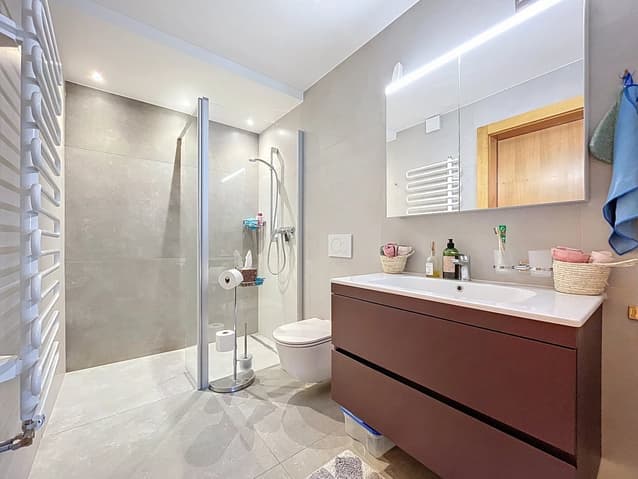 1114 – Appartement 6 pièces – 1950000 CHF –