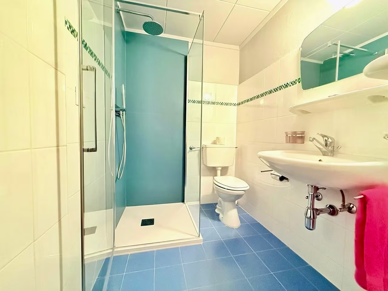 831 – Appartement 4 pièces – 1820 CHF