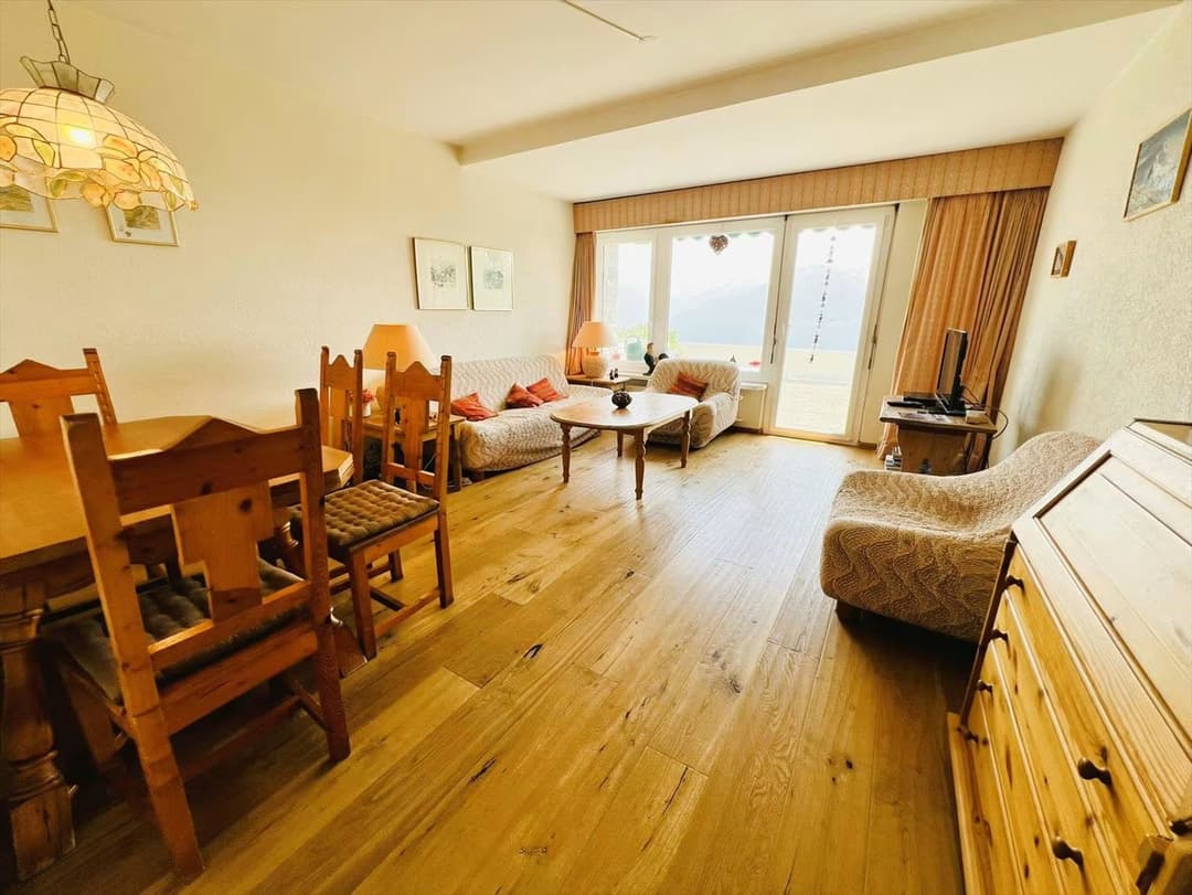 933 – Appartement – 3.5pièces – 2200CHF – 71 m²