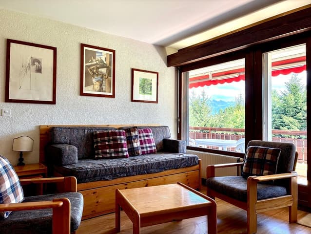 927 –  Appartement 2 pièces – 910CHF