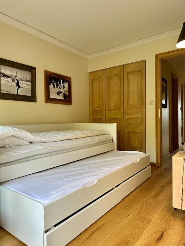 1009 –  Appartement – 4 pièces – 120 m²