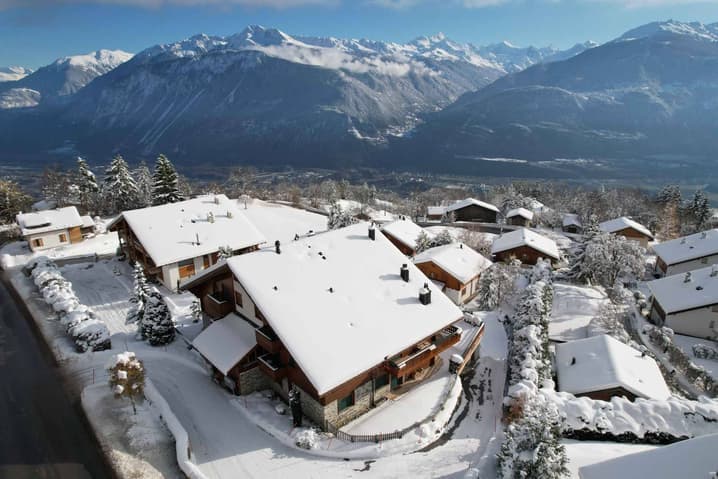 1215 –  Appartement 5.5 pièces – 2840000CHF – 255.70m²