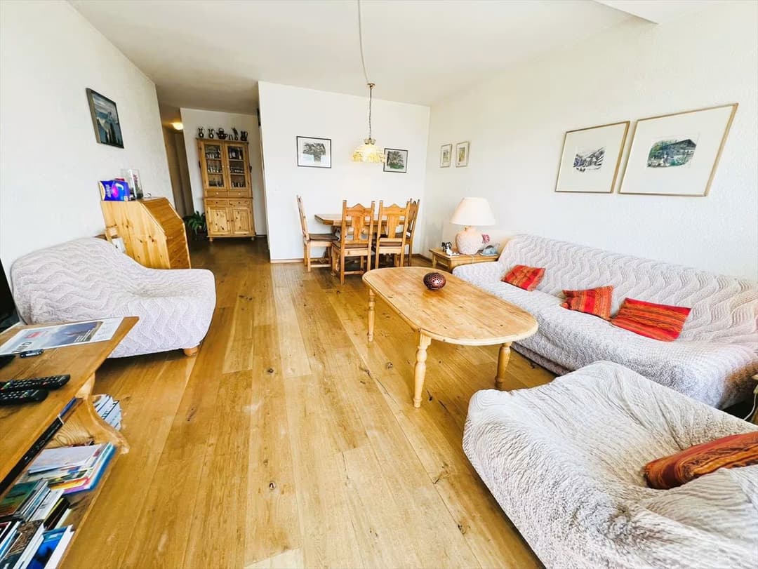 933 – Appartement – 3.5pièces – 2200CHF – 71 m²