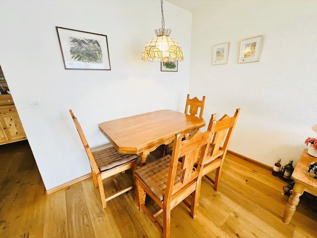 933 – Appartement – 3.5pièces – 2200CHF – 71 m²