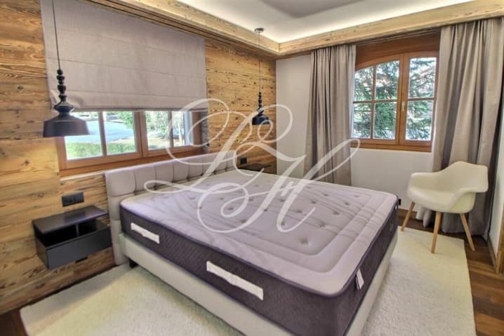 1235 -Appartement – 5.5pièces-  4700000CHF – 166 m²