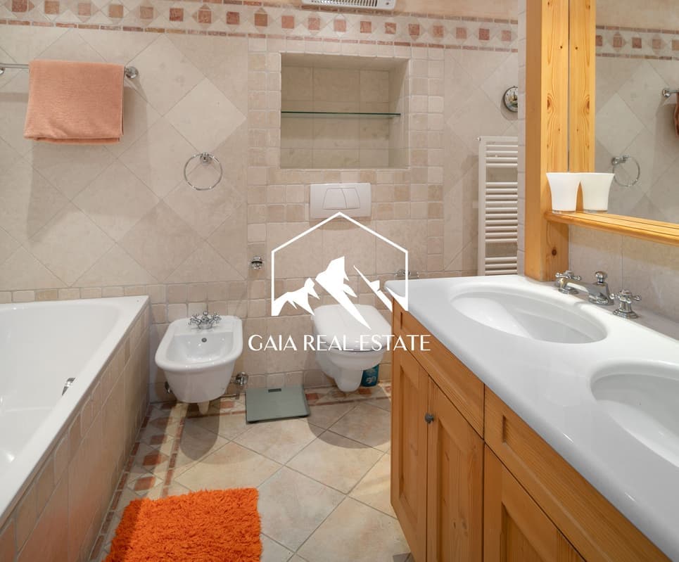 1091 – Appartement – 180 m²