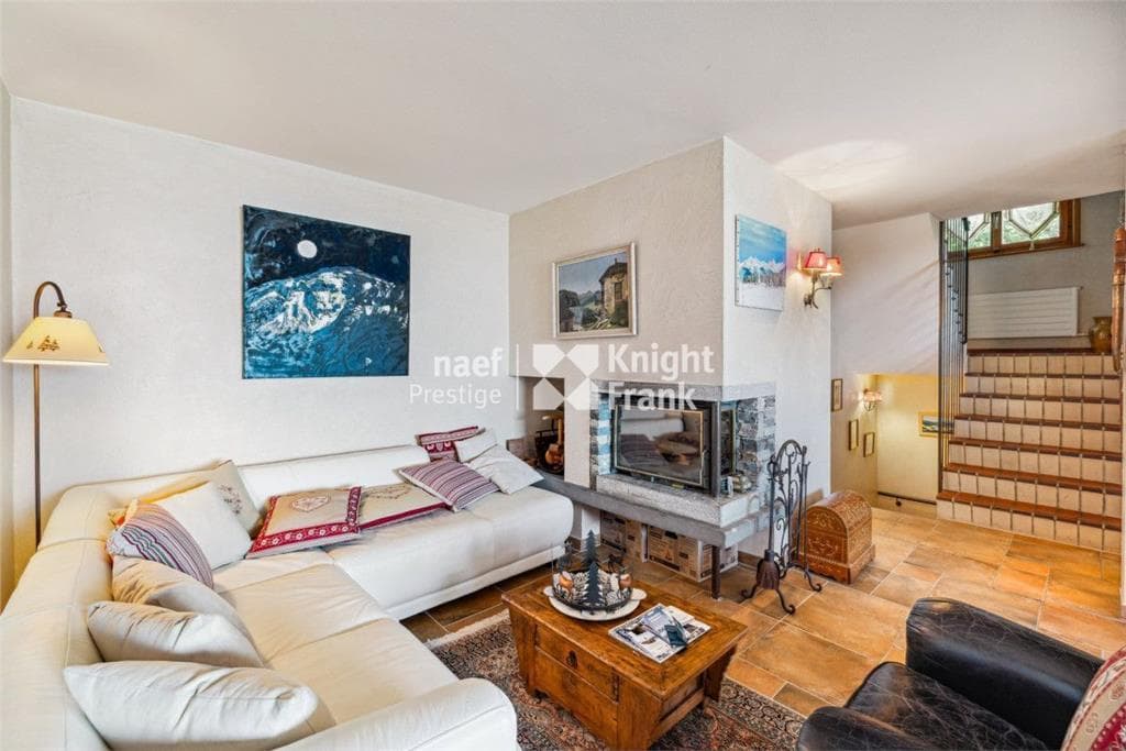 1118 – Maison  -180 m²