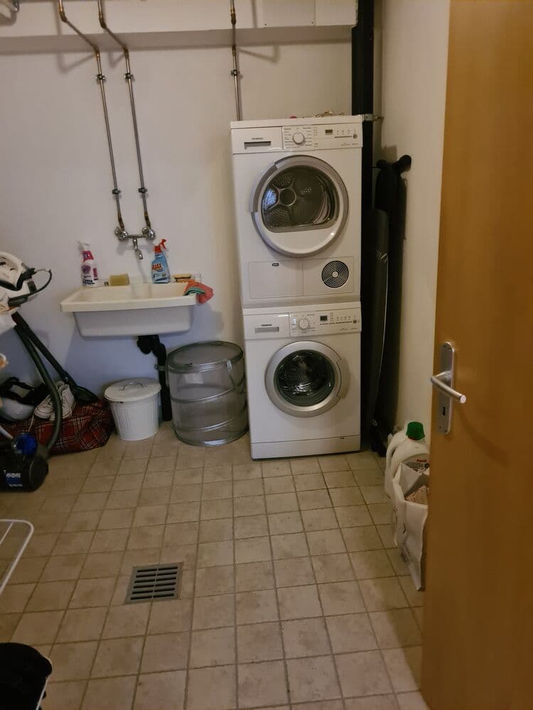 1044 – Maison – 5pièces – 7450CHF – 235 m²
