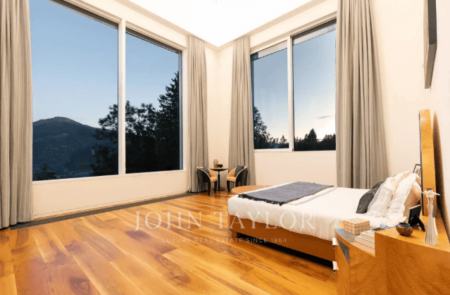 1363 – Maison 9.5 pièces – 1029m²