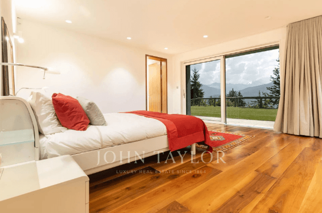 1363 – Maison 9.5 pièces – 1029m²