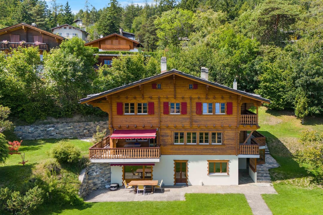 1325  – Maison – 11pièces – 2490000CHF – 320 m²
