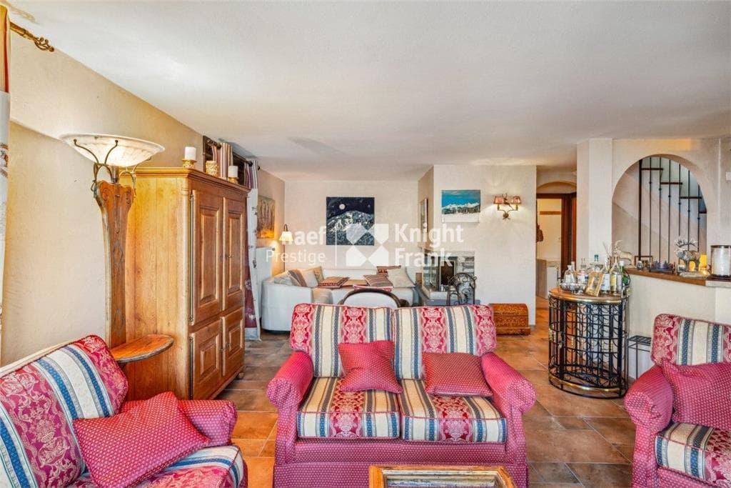 1118 – Maison  -180 m²