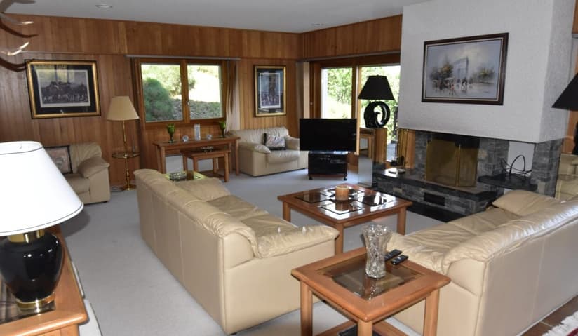 1372  Maison – 9.5pièces – 3490000CHF