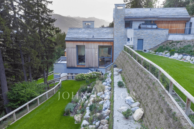 1363 – Maison 9.5 pièces – 1029m²