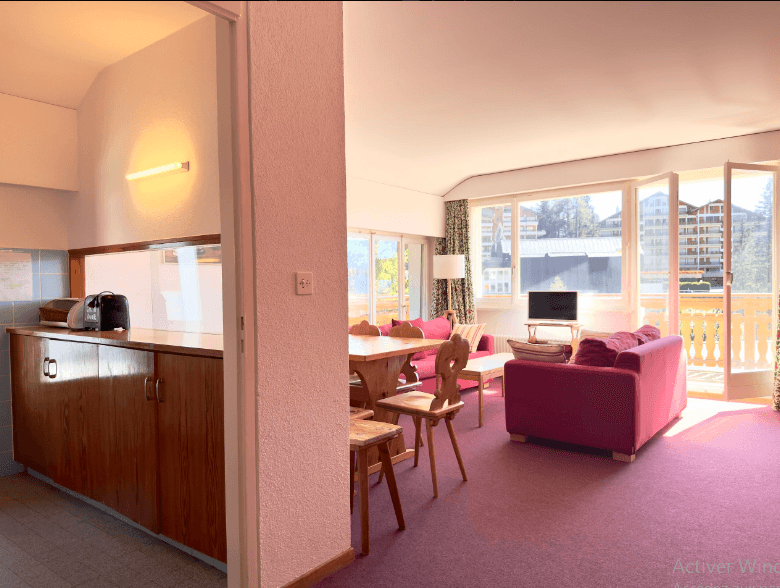 1049 – Appartement 4.5 pièces – 1600 CHF