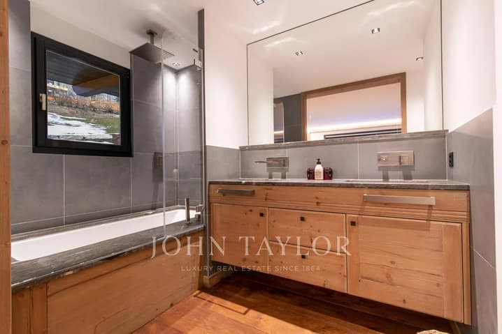 1384 – Appartement – 6 pièces – 5600000CHF – 227m²