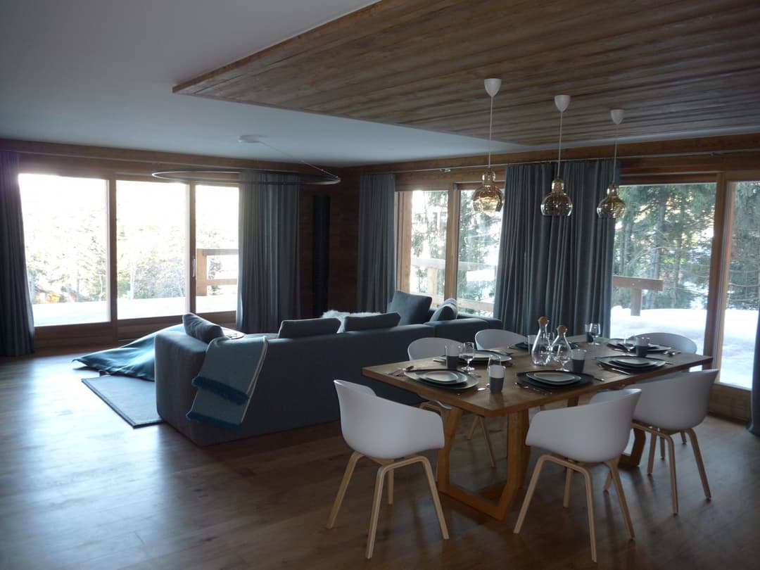 1362 – Appartement 5.5 pièces – 3502620CHF –  182.80m²