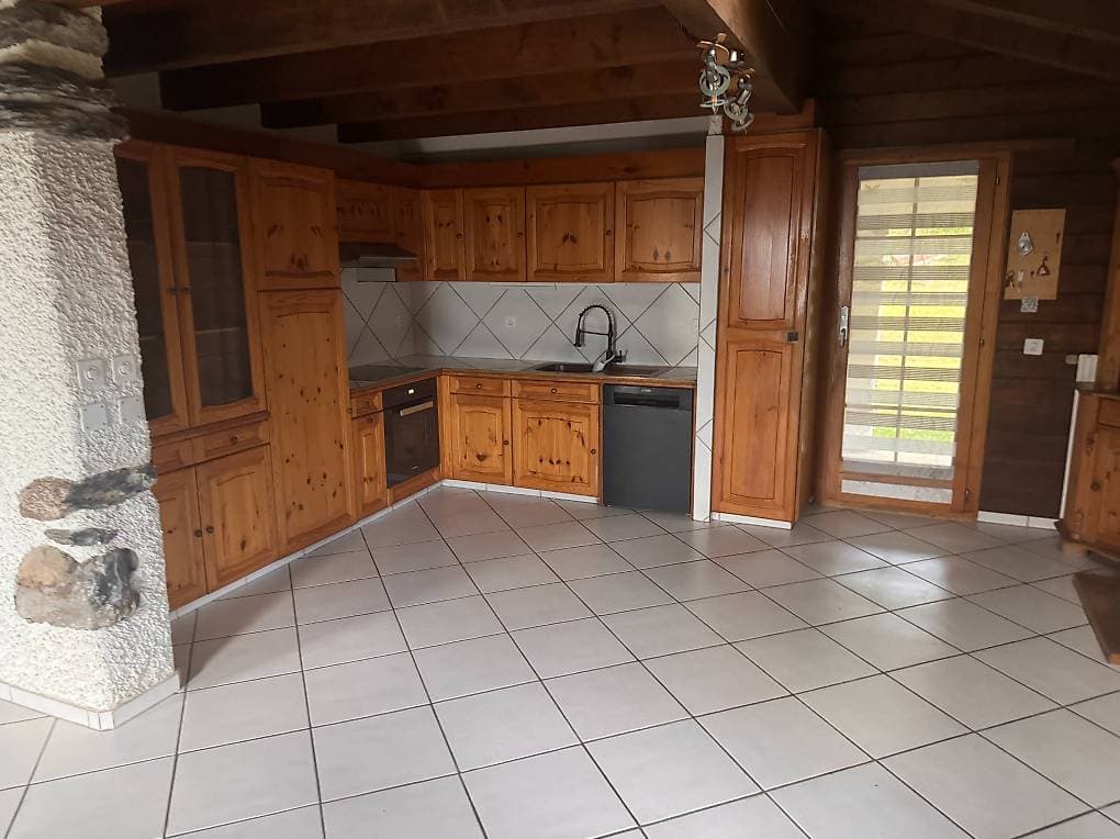 1161 – Maison – 5.5pièces – 3700CHF – 130 m²