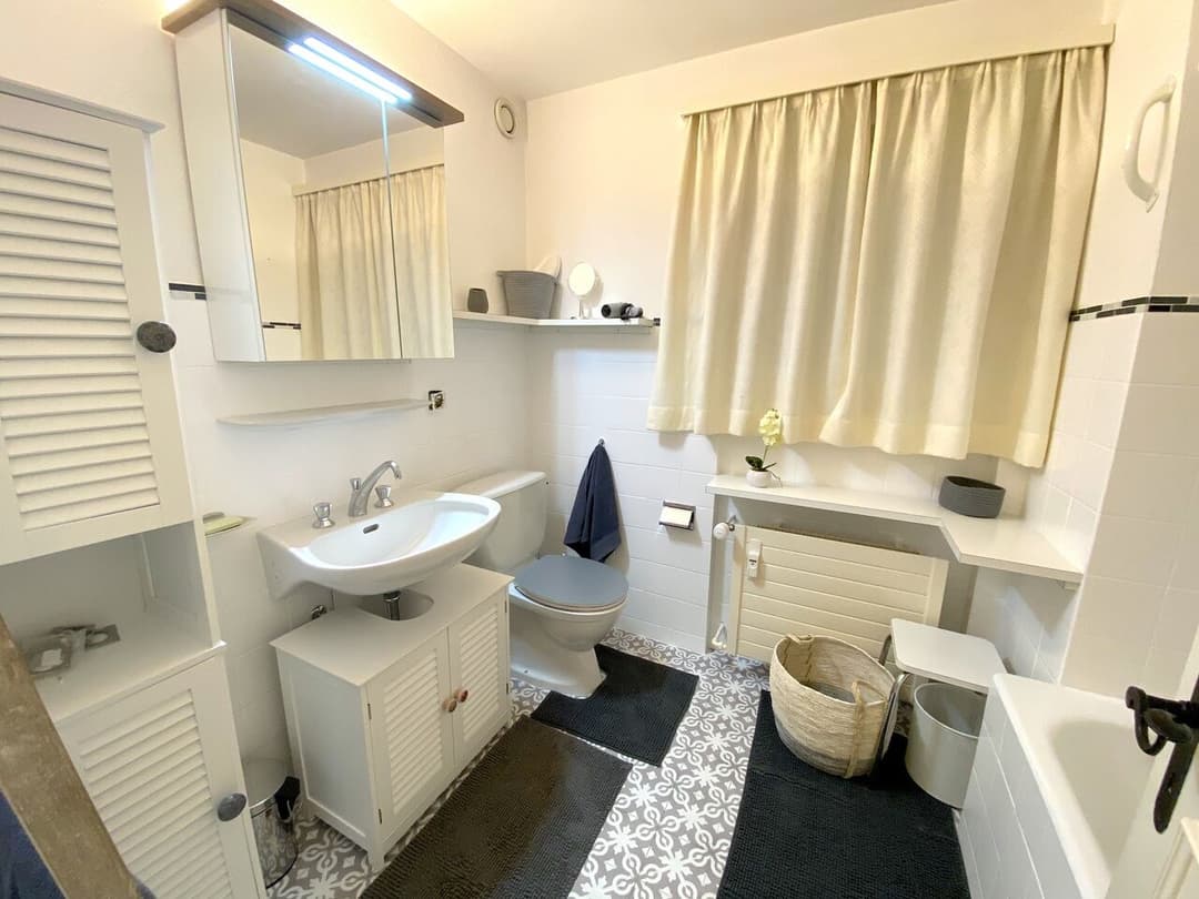 1202 – Appartement – 1.5pièces – 1000CHF – 43 m²