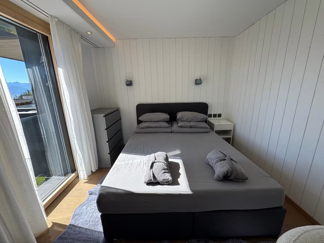 1200 – Appartement – 2.5pièces – 80 m²