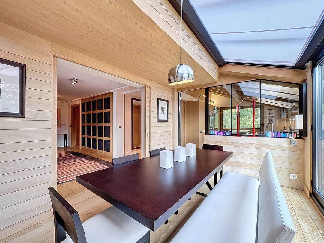 1465 – Appartement – 7.5pièces – 329 m²