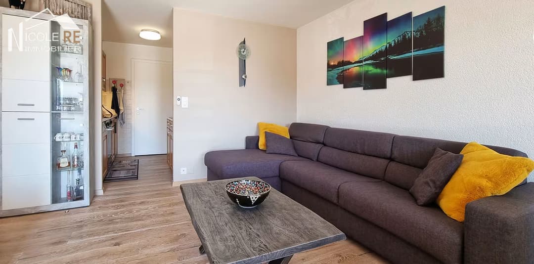 1494 – Appartement 2,5 pièces – 640000CHF – 55m²