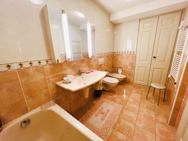 1293 – Appartement – 3pièces – 2900CHF – 82 m²