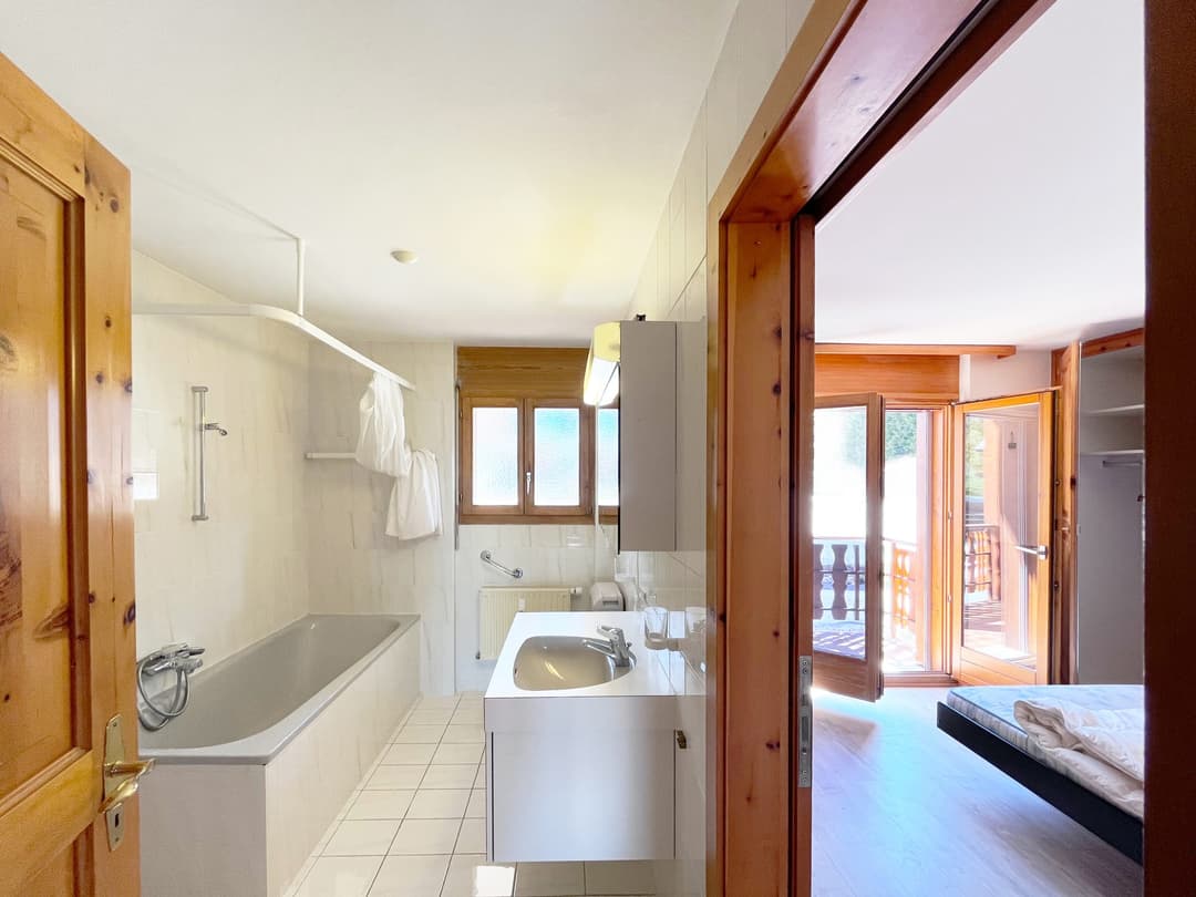 1575 – Appartement – 3.5 pièces  118 m²