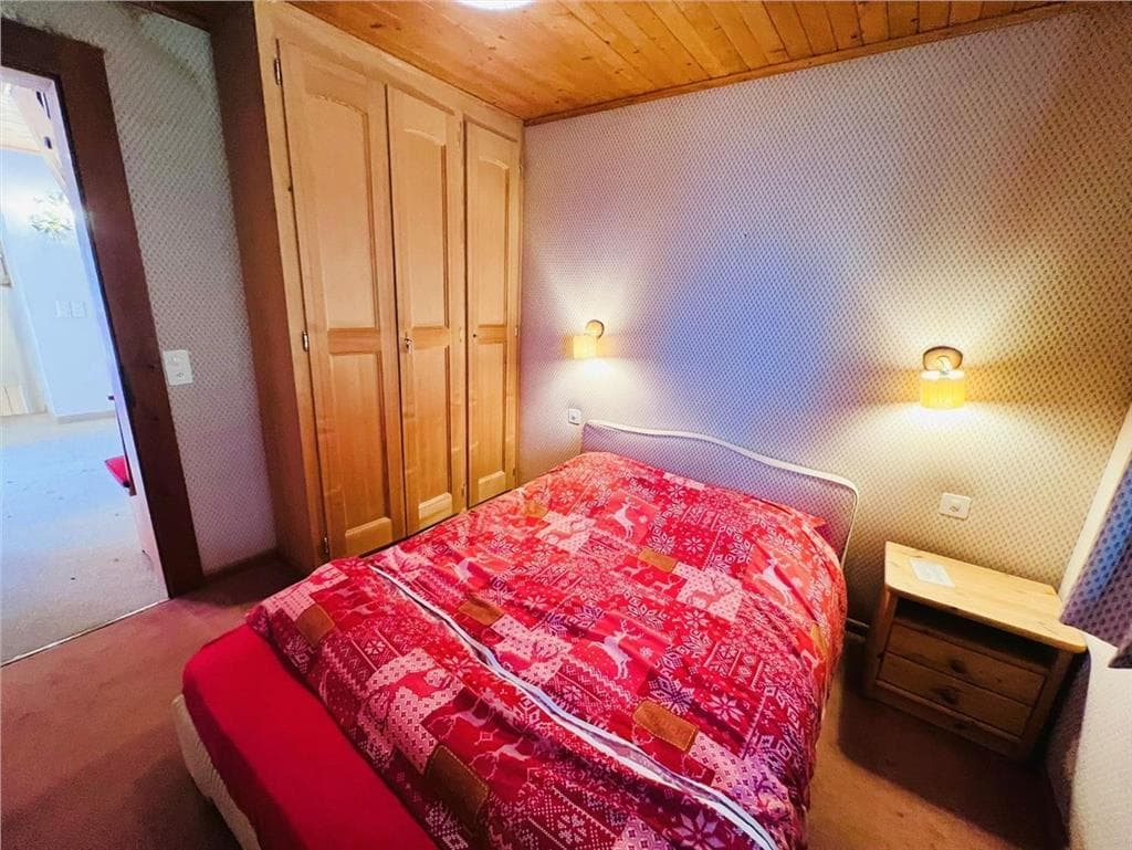 1287- Maison – 11pièces – 1600CHF – 315 m²