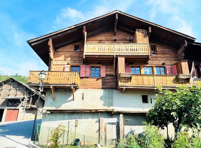 1319 – Maison – 6pièces – 2300CHF  – 145 m²