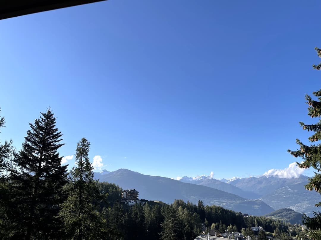 1317 – Appartement – 4.5pièces – 2090CHF  – 94 m²