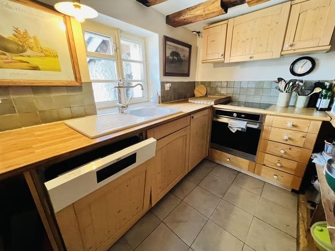 1319 – Maison – 6pièces – 2300CHF  – 145 m²