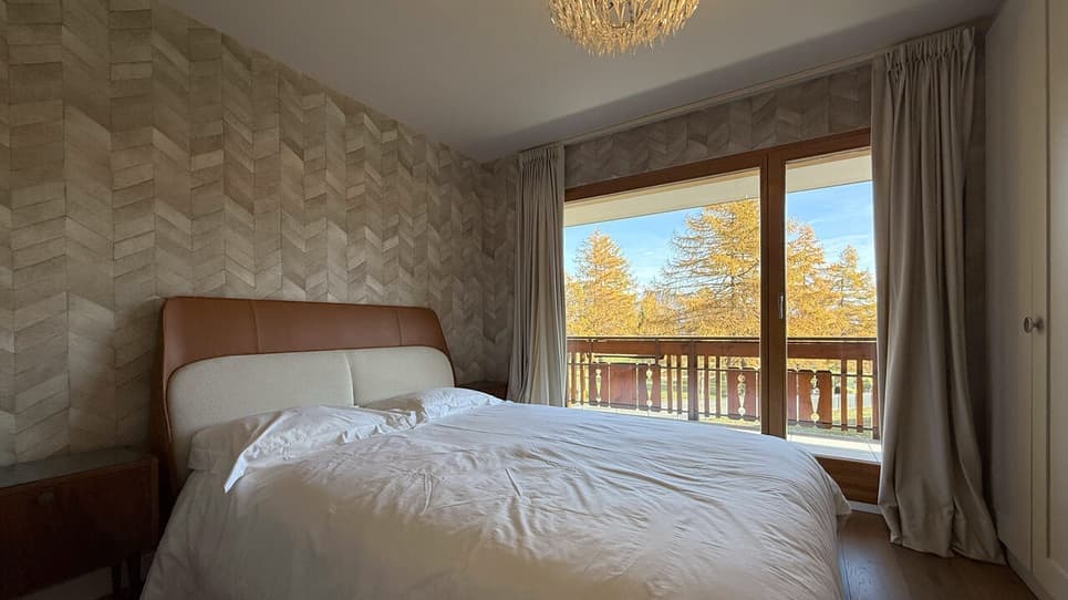 1593 – Appartement – 5.5pièces – 165 m²