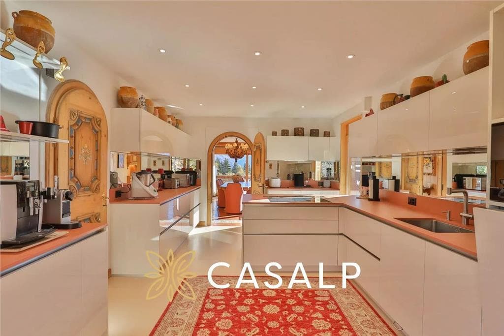 1594 – Appartement – 6.5pièces –  4000000CHF – 245 m²