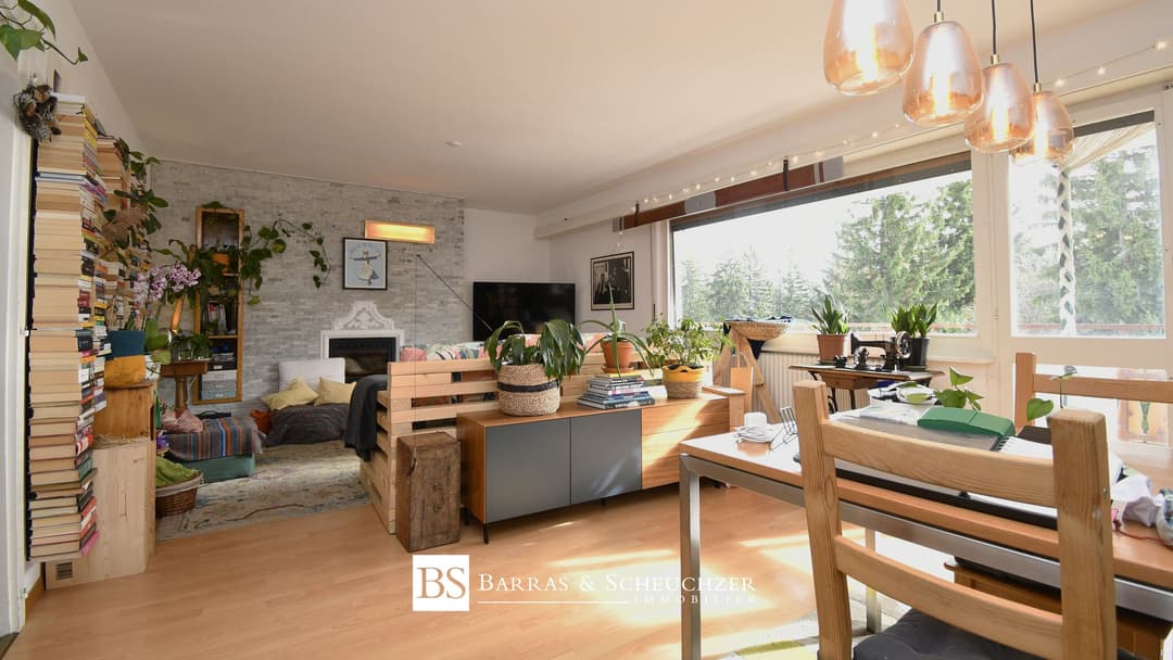 1742 – Appartement 2,5 pièces –  450000CHF