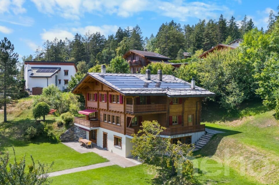 1775 – Maison  – 11 pièces – 2490000CHF – 320 m²