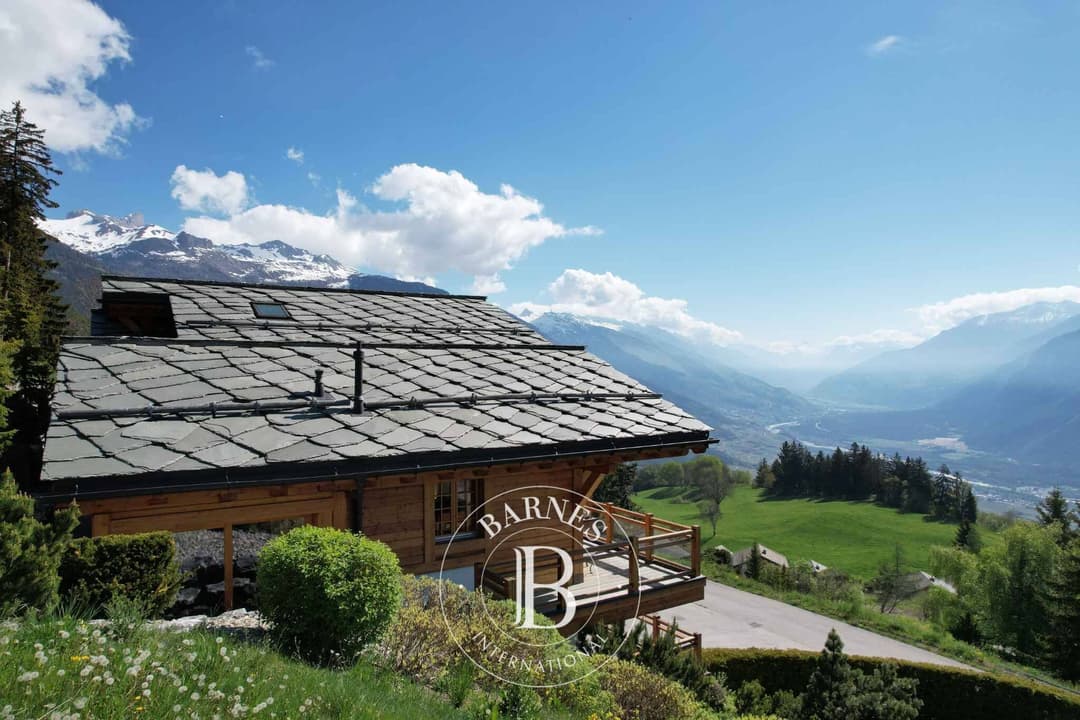 1766 – Maison 7.5 pièces – 4680000 CHF – 460 m²