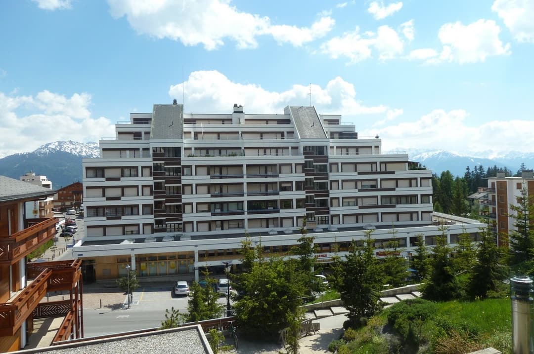 1721 – Appartement – 5pièces – 2500000CHF  – 183m²