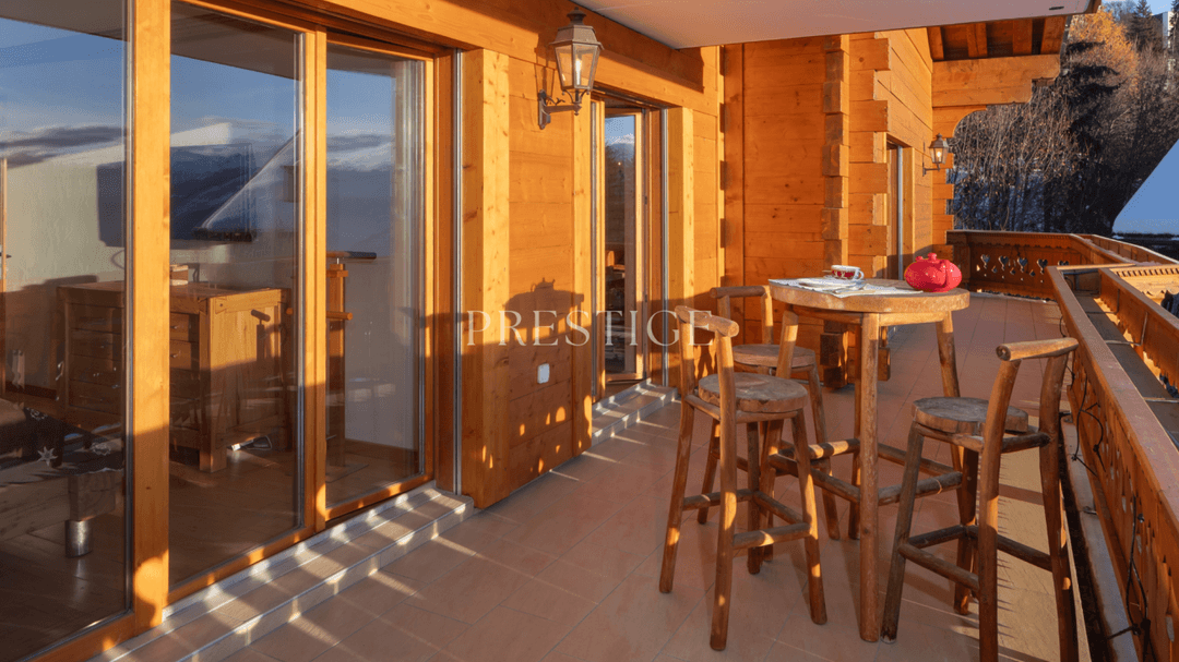 1717 – Appartement 5,5 pièces – 187m²