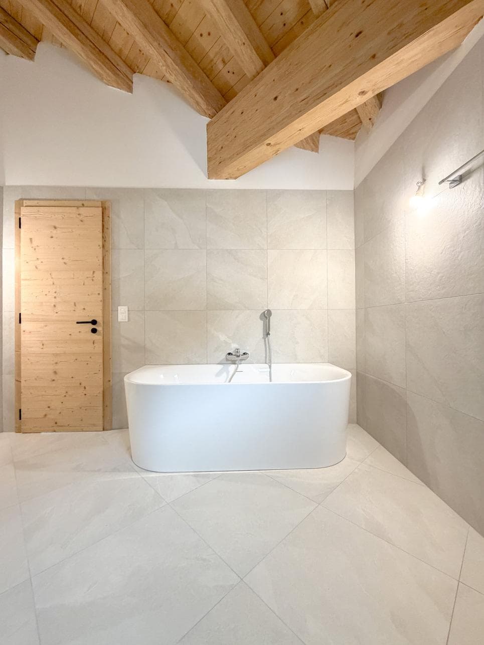 1743 – Appartement 5.5 pièces – 4000000CHF – 205 m²